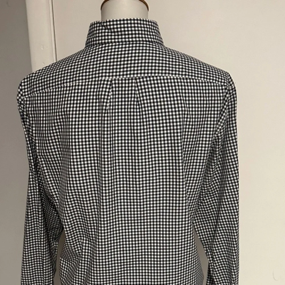 J Crew Plaid‎ Shirt - Size M.